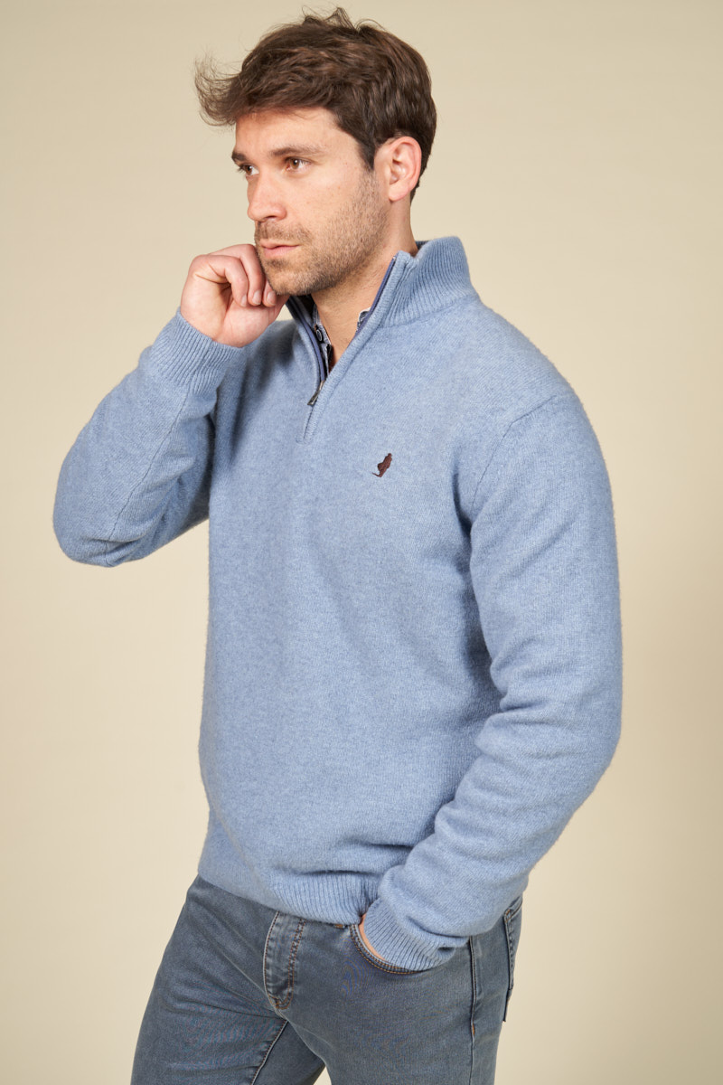 Pull demi-zip en laine pour une tenue d'entreprise